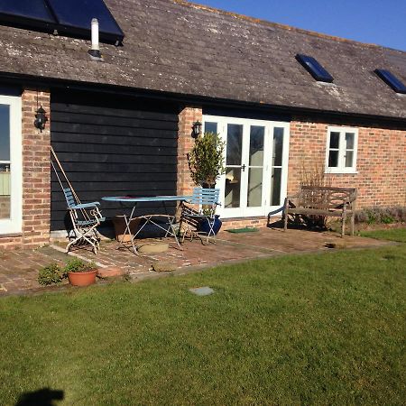 St Benedicts Byre B&B Crowhurst  Bagian luar foto