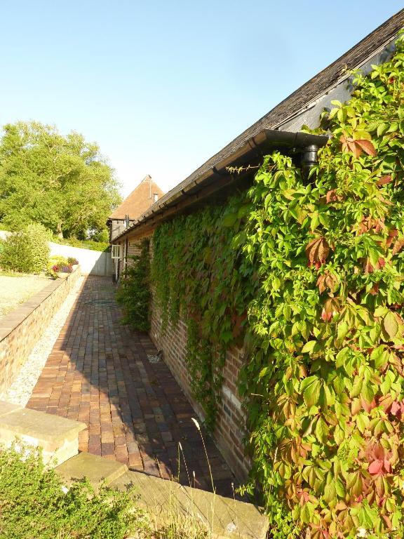 St Benedicts Byre B&B Crowhurst  Bagian luar foto