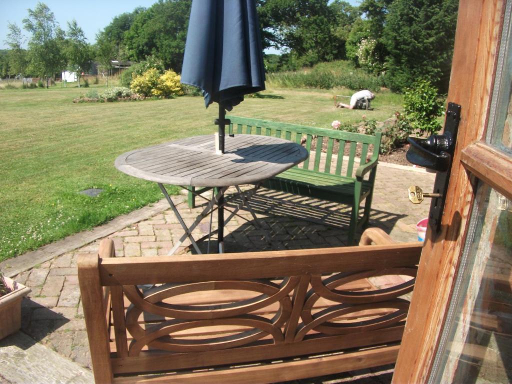St Benedicts Byre B&B Crowhurst  Bagian luar foto