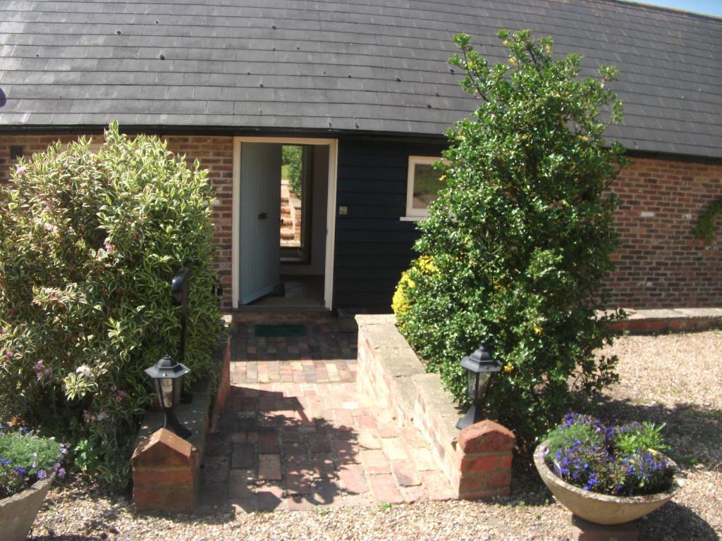 St Benedicts Byre B&B Crowhurst  Bagian luar foto